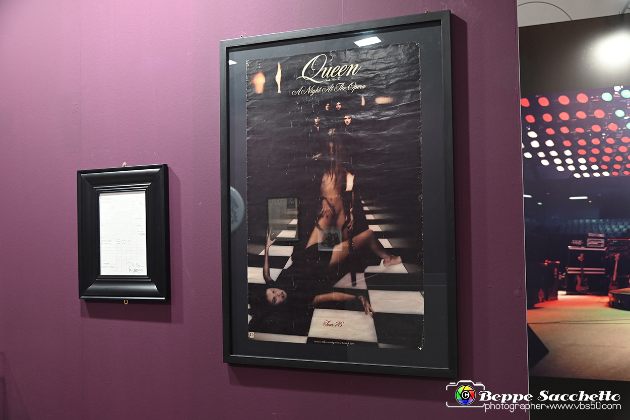 VBS_1763 - Mostra Peter Hince - Queen Experience.jpg